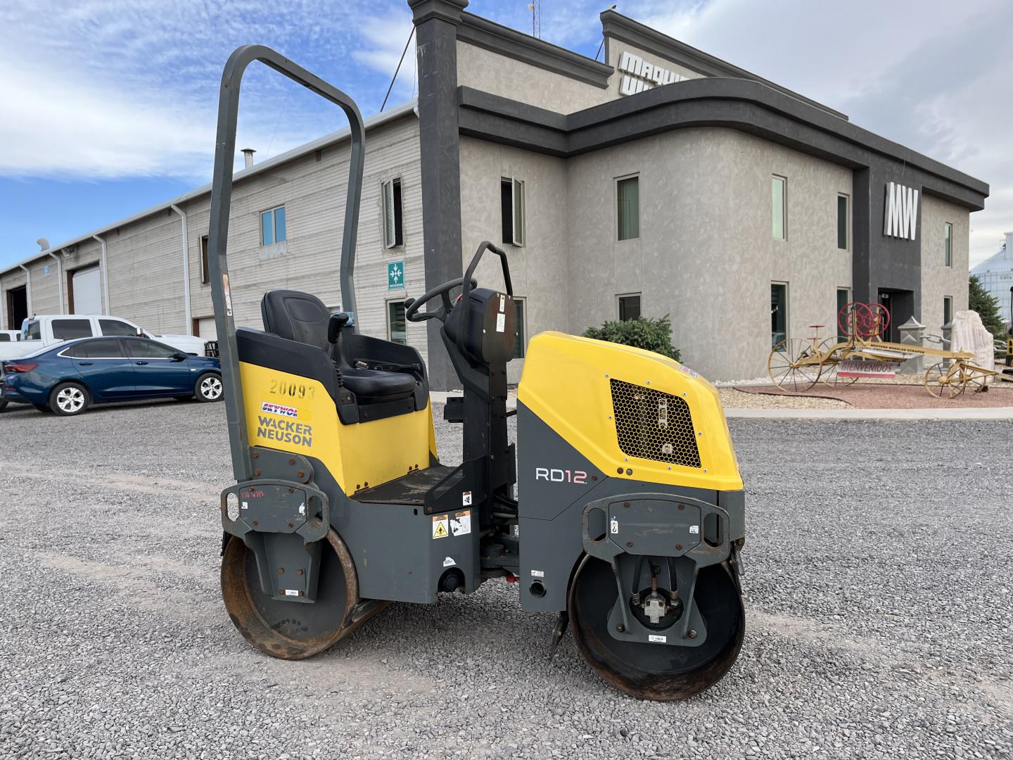 ./imagenes/INVOICE/2019/18087/COMPACTADOR WACKER NEUSON RD12A (2).JPG